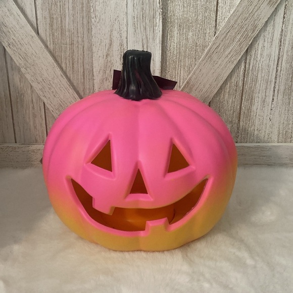 Target Hyde and Eek 2023 Halloween Lit Pumpkin - Picture 1 of 12